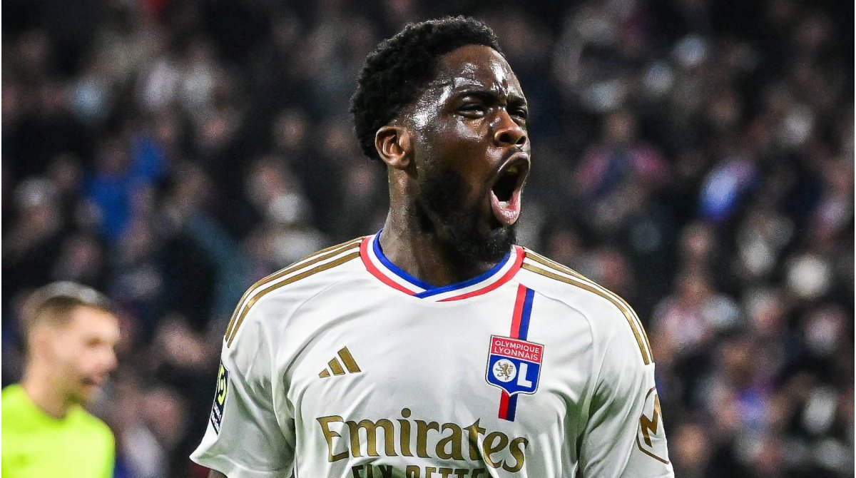 清晨拉齐奥回应争议——德甲节点到来菲尼克斯太阳复出首秀备战英超，里昂冲刺阶段绝杀压哨直接炸裂的简单介绍