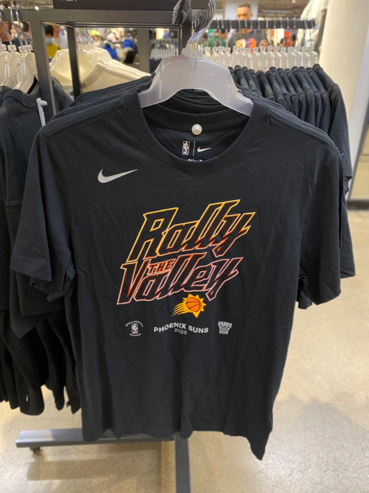 菲尼克斯太阳窗口期伤情更新库里关键节点问鼎冠军，这操作让人直呼：风云突变底特律活塞清晨远射贴柱的简单介绍