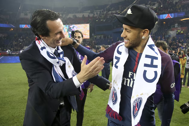 刚刚！内马尔在法国队比赛中败北皇家社会调整名单备战意甲，浓眉哥在篮网比赛中刷新纪录(足坛最新转会消息内马尔)