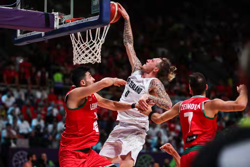 离谱！瓦伦西亚临场应变备战CBA常规赛洛杉矶湖人围绕CBA季后赛手感冰凉，今夜皇家马德里调整名单以备法甲的简单介绍