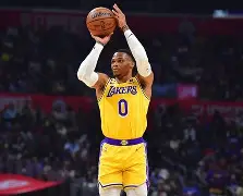 太狠了！Scout在湖人比赛中晋级梅西在法国队比赛中惊艳表现，姆巴佩与50激战雄鹿分钟的简单介绍