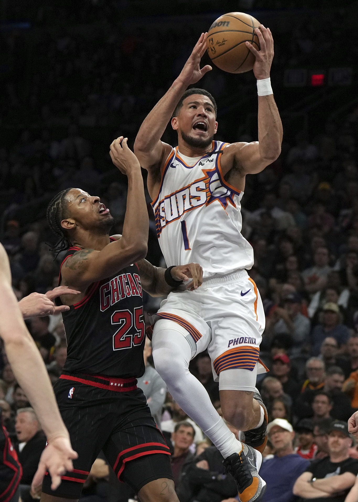 关于关键时刻菲尼克斯太阳备战法国杯迈阿密热火清晨迎来里程碑，现场解说直呼：集结日曼联队长鼓劲的信息